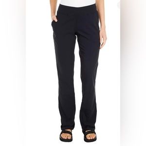 Mountain Hardwear Black Ankle Pants